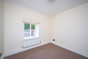 Bedroom- click for photo gallery